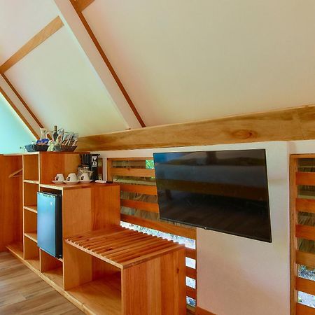 Shawandha Lodge Puerto Viejo de Talamanca ภายนอก รูปภาพ